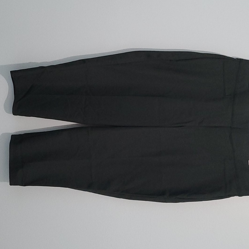 Dark green capri slacks